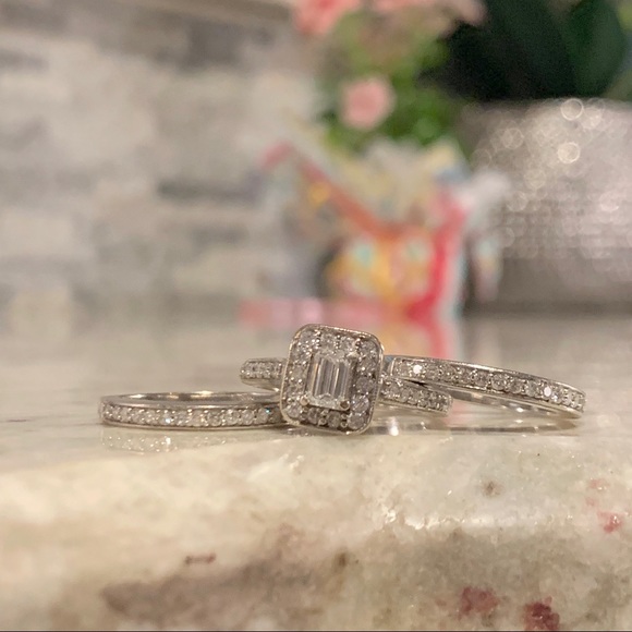 SOLD✨3 piece engagement wedding ring set - Picture 3 of 11